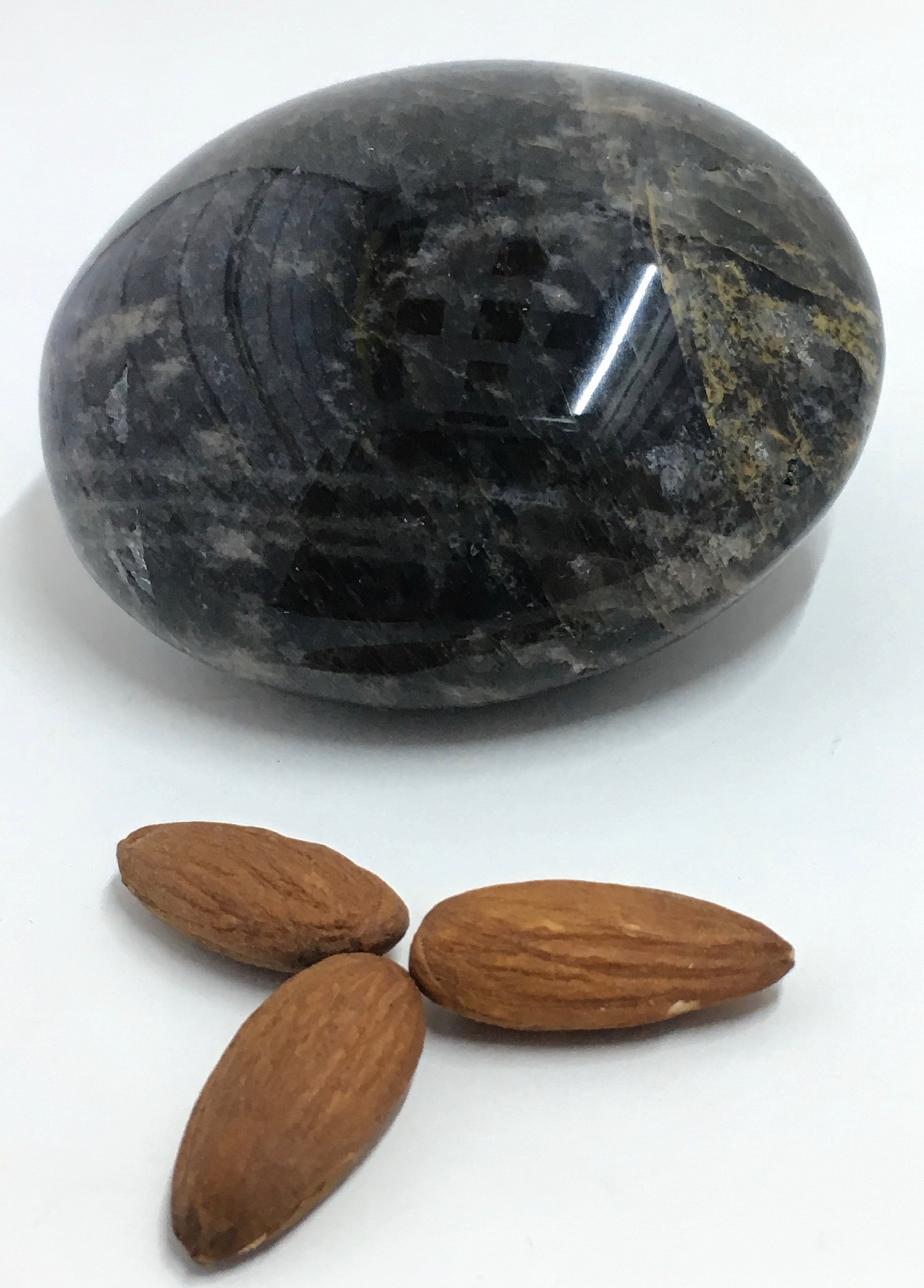 Moonstone: Black: Palm (7.62cm/3")
